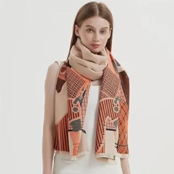 Anthro Kerri Horse Poncho Scarf - Picture 5 of 6